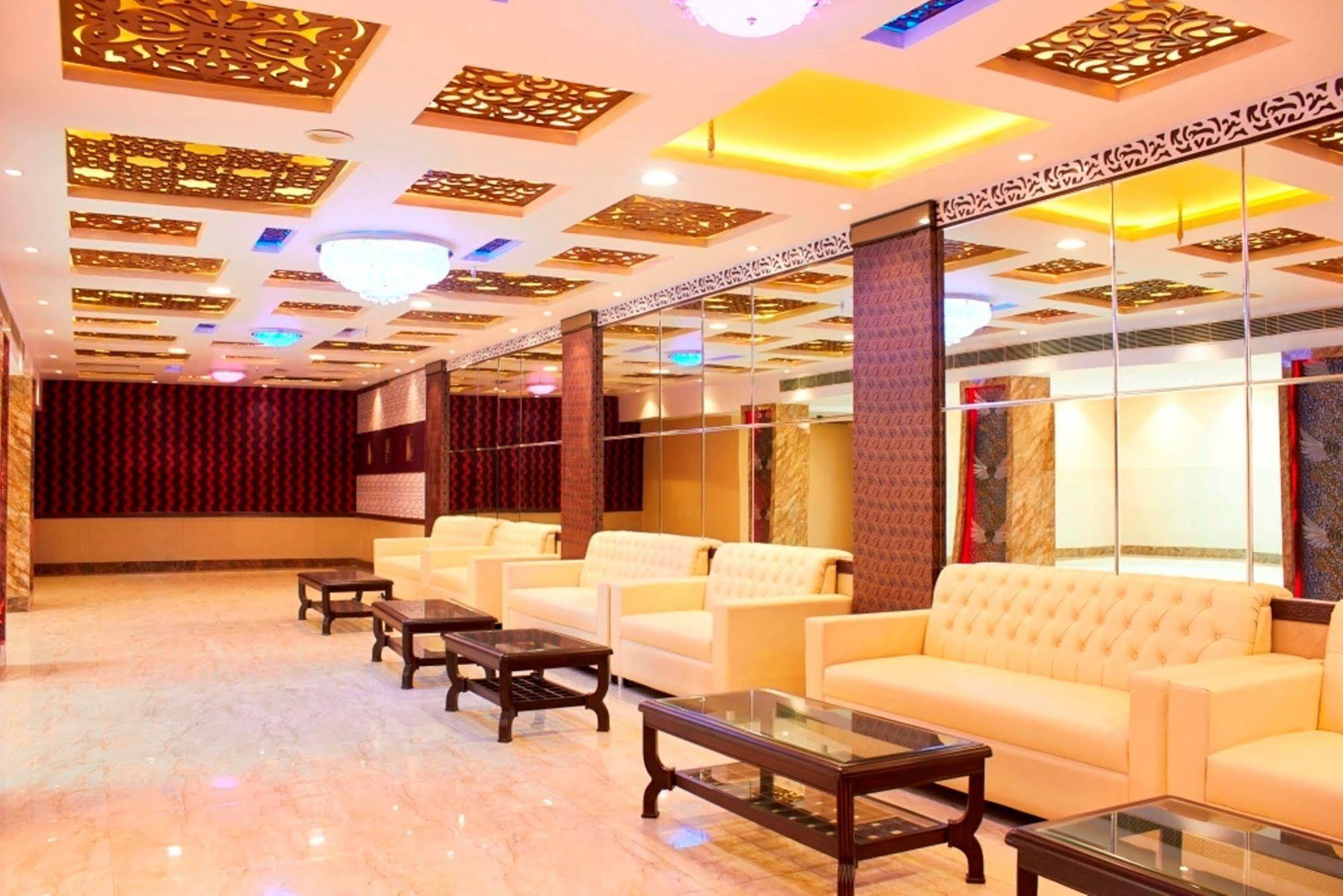 Hotel Waterfall Delhi  Luaran gambar