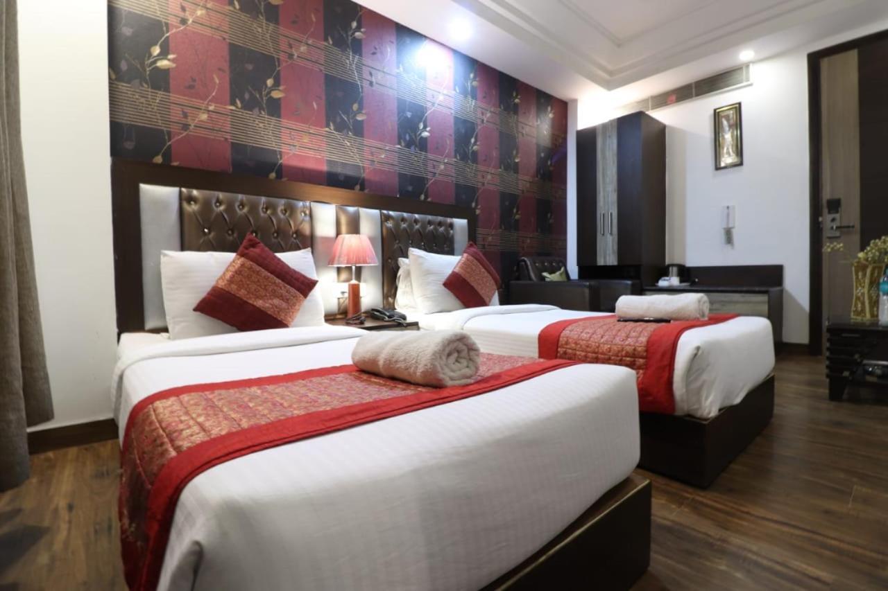 Hotel Waterfall Delhi  Luaran gambar